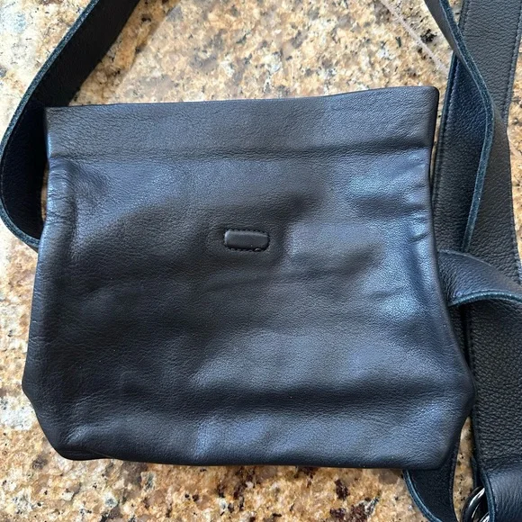 Marie Turnor black leather belt sack waist bag- excellent condition - Picture 5 of 6